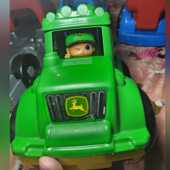 Mega Blok Colorful Toy Car Set for Kids 4 Vehicals! - Picture 15 of 16